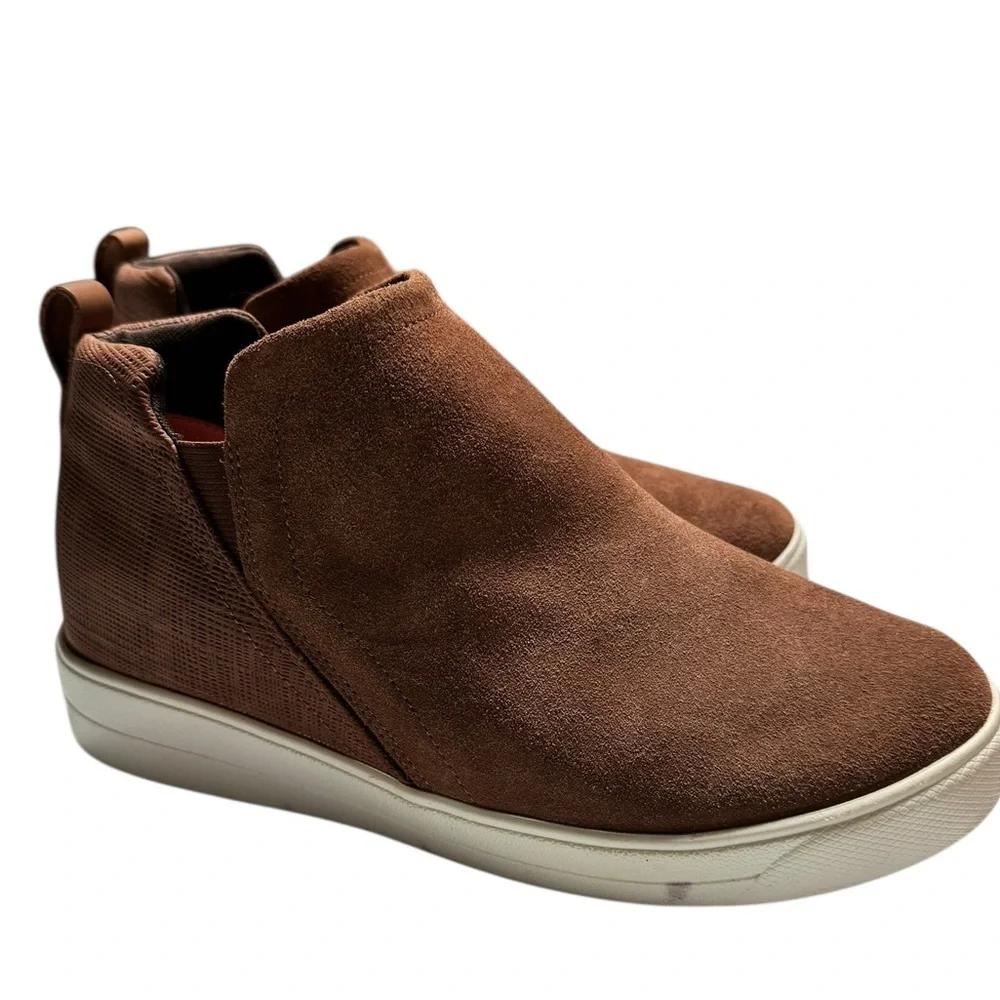 Ryka women’s Vera 2 tan brown leather wedge boot ankle sneaker 9.5